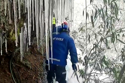 暴雪天氣通信中斷，但中國(guó)電信的溫暖一直在線_400.jpg